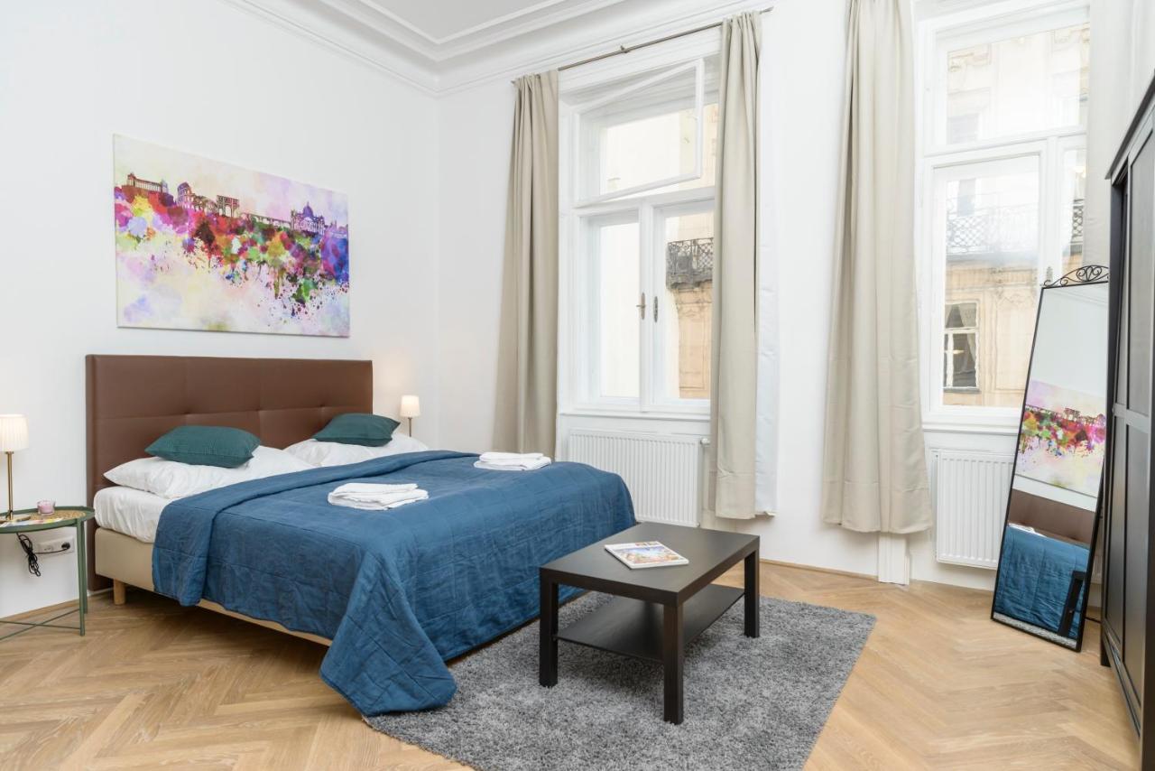 Apartment Senator Stephansplatz By Ichbucheat Wien