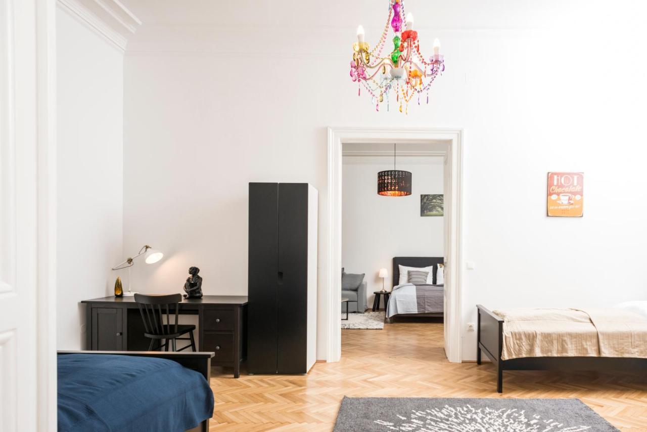 Apartment Senator Stephansplatz By Ichbucheat *